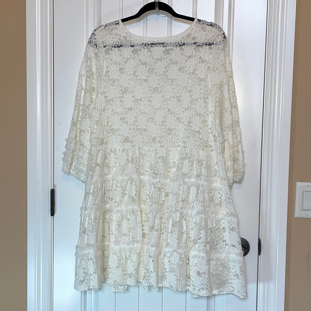 XL Angel Heart Boutique Lace Tiered V-Neck Women's Top - Dress
NWT - Picture 15 of 15